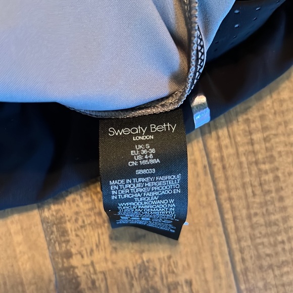 New SWEATY BETTY Zero Gravity Run Half Zip Pullover small - Picture 6 of 9